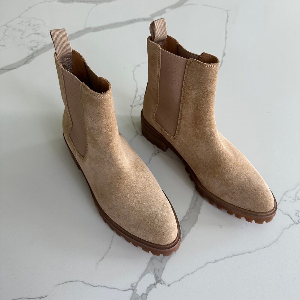 Quince Suede Chelsea Boot NEW no Box Size 7